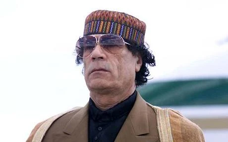 Đại tá Gaddafi trốn các đợt không kích của NATO ở đâu?