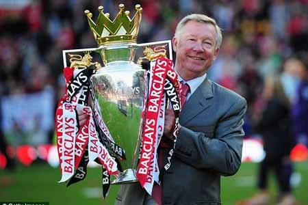 Sir Alex đoạt cú đúp danh hiệu HLV xuất sắc nhất