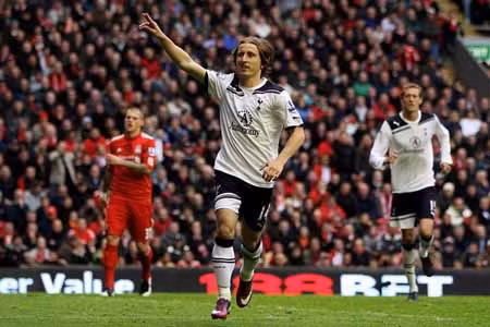 20 triệu bảng cho Modric và tiễn Berbatov