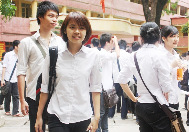 Gần 2 triệu thí sinh trong cuộc đua vào ĐH, CĐ 2011