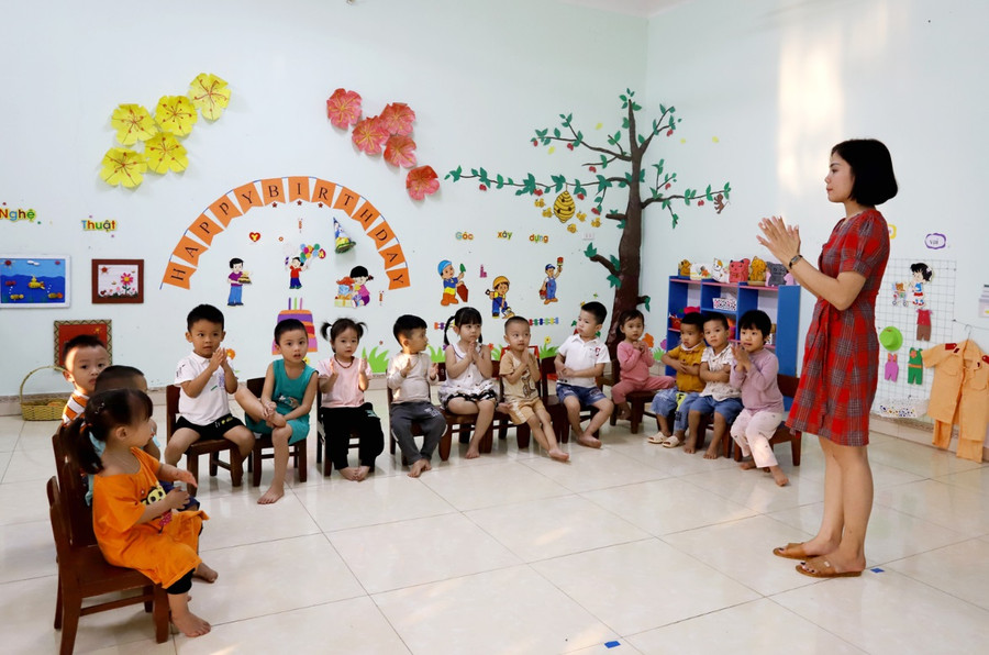 Cần đẩy mạnh tuyên truyền giáo dục về bảo vệ, chăm sóc trẻ em, nêu cao lòng nhân ái và tình thương đối với con trẻ. Ảnh minh họa/ INT Cần đẩy mạnh tuyên truyền giáo dục về bảo vệ, chăm sóc trẻ em, nêu cao lòng nhân ái và tình thương đối với con trẻ. Ảnh minh họa/ INT