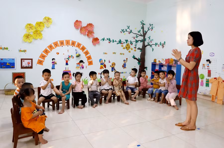 Cần đẩy mạnh tuyên truyền giáo dục về bảo vệ, chăm sóc trẻ em, nêu cao lòng nhân ái và tình thương đối với con trẻ. Ảnh minh họa/ INT