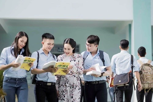 Dạy học sáng tạo là người dạy phải tạo mọi điều kiện, hướng dẫn, hỗ trợ học sinh phát huy tiềm năng, sở trường của mình. Ảnh minh họa/internet