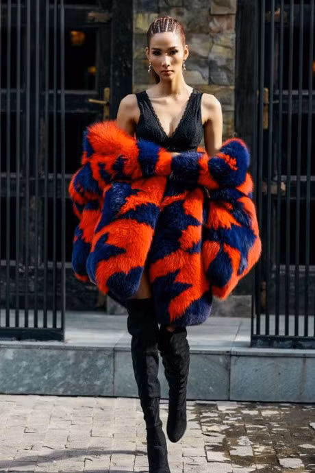 Sau ao long nua ty, Hoang Thuy tiep tuc lo dien voi set do dinh ngoc trai cua Do Long - Anh 6