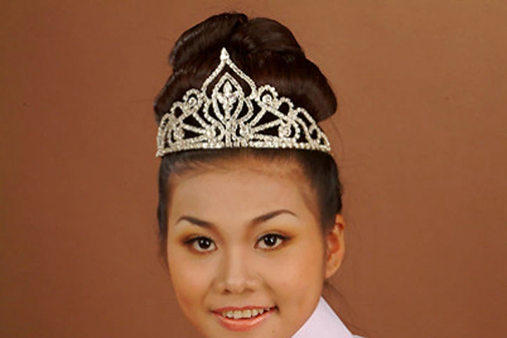 Ảnh hiếm của Thanh Hằng lúc đăng quang Miss Photo 2002