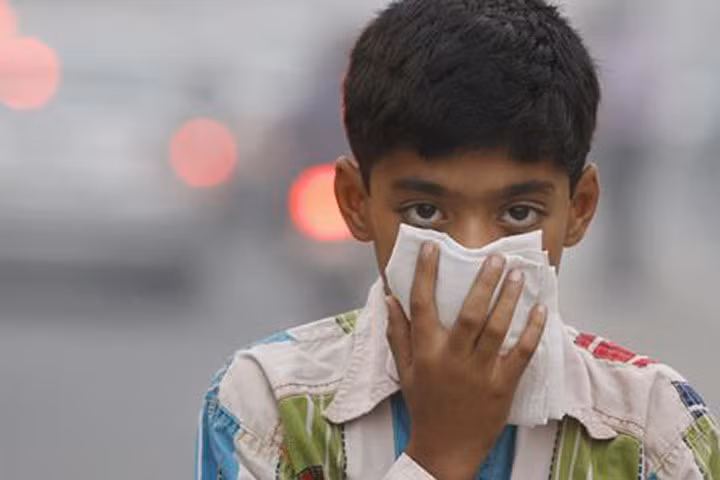Ô nhiễm không khí do tắc đường tổn hại nặng nề đến trẻ em