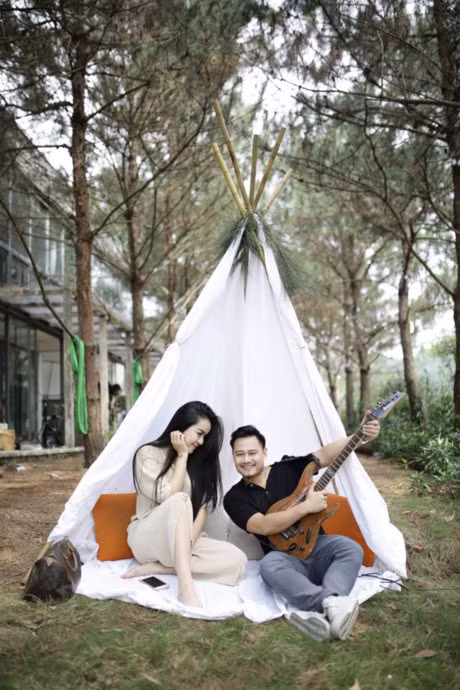 Chuyen showbiz: Ho Ngoc Ha vi tay chan minh long khong nhu... duoi uoi - Anh 2