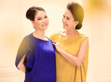 Thủy Hương gây bất ngờ với nhan sắc tuổi 53, sau vài tháng sinh con - Ảnh 2 Thuy Huong gay bat ngo voi nhan sac tuoi 53, sau vai thang sinh con - Anh 2