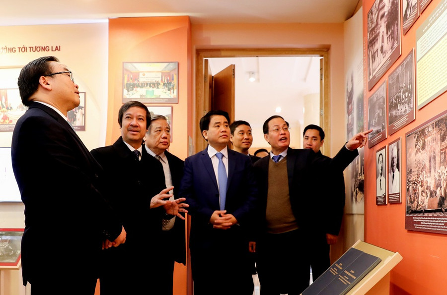 Lãnh đạo TP Hà Nội đánh giá cao các hoạt động đào tạo, nghiên cứu khoa học và sáng tạo, khởi nghiệp của ĐHQGHN