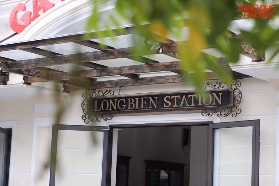 Đây cũng là đợt trùng tu lớn nhất của Ga Long Biên từ năm 1997 đến nay.