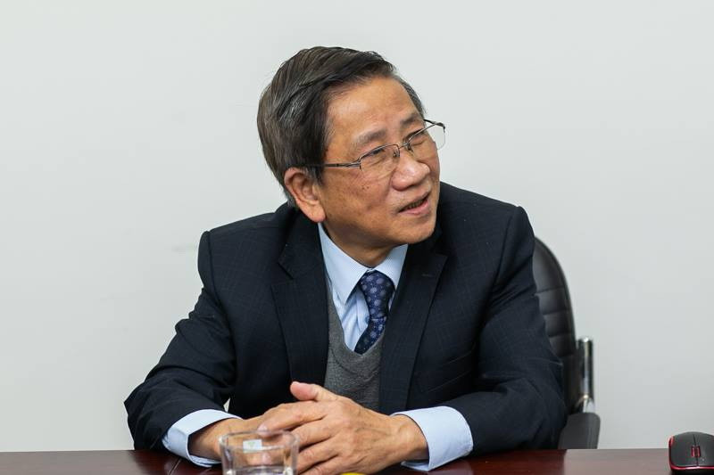 GS Nguyễn Minh Thuyết: Trong chương trình giáo dục phổ thông mới, nội dung giáo dục địa phương rộng hơn và là nội dung độc lâp GS Nguyễn Minh Thuyết: Trong chương trình giáo dục phổ thông mới, nội dung giáo dục địa phương rộng hơn và là nội dung độc lâp