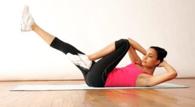 7 động tác giúp eo thon