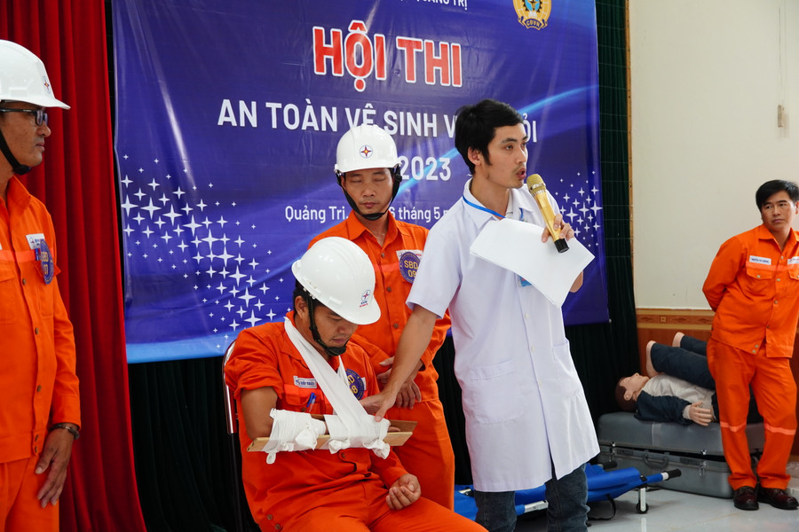 Thí sinh tham gia các nội dung hội thi do Ban tổ chức đưa ra.