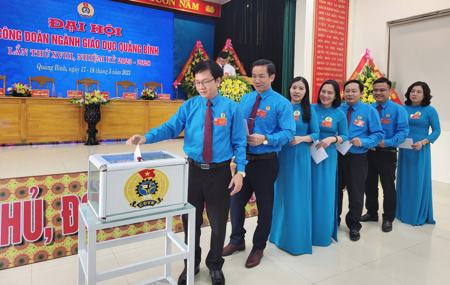 Đại hội đã bầu Ban chấp hành nhiệm kỳ 2023-2028 gồm 15 người. Đại hội đã bầu Ban chấp hành nhiệm kỳ 2023-2028 gồm 15 người.