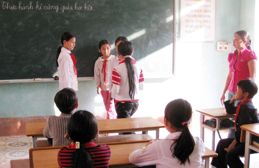 Thực hành kỹ năng sống trong trường phổ thông