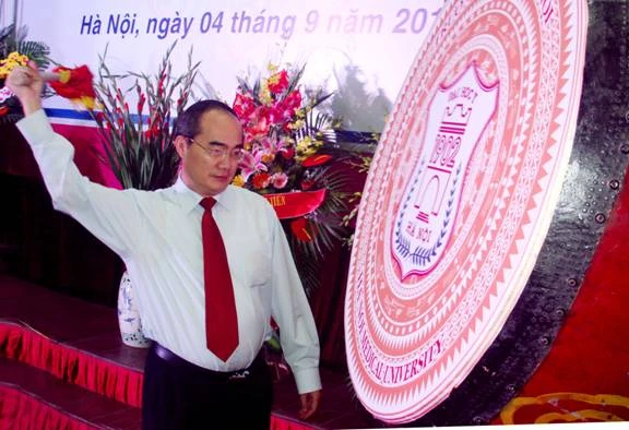 Đại học Y Hà Nội khai giảng năm học mới