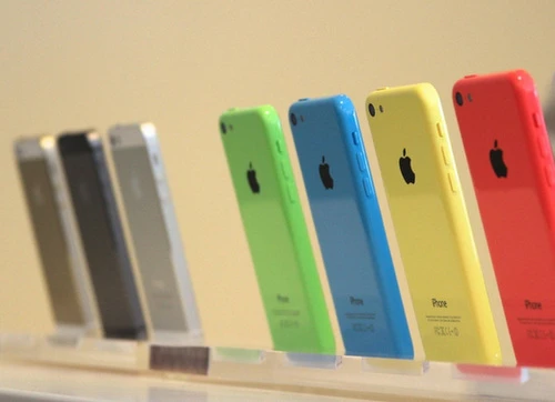 iPhone 5S và 5C khó gây sốt giá ở Việt Nam