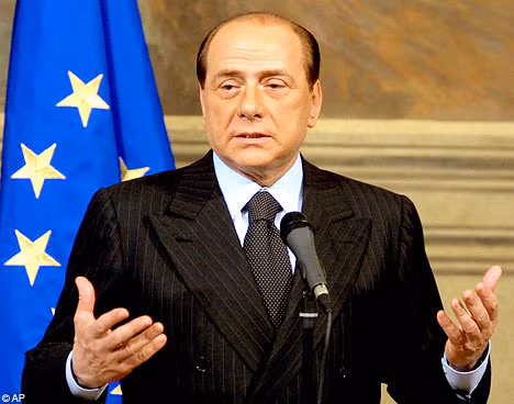 Italia: Chính phủ sụp đổ, kinh tế hỗn loạn