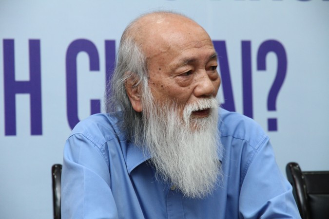 PGS Văn Như Cương kỳ vọng môn Toán – đặc biệt là hình học không gian - trong SGK điện tử sẽ có những cải tiến ưu việt hơn PGS Văn Như Cương kỳ vọng môn Toán – đặc biệt là hình học không gian - trong SGK điện tử sẽ có những cải tiến ưu việt hơn