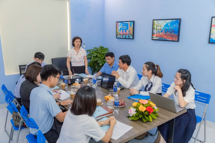 Đoàn kiểm tra Bộ GD&ĐT làm việc tại NewSky.