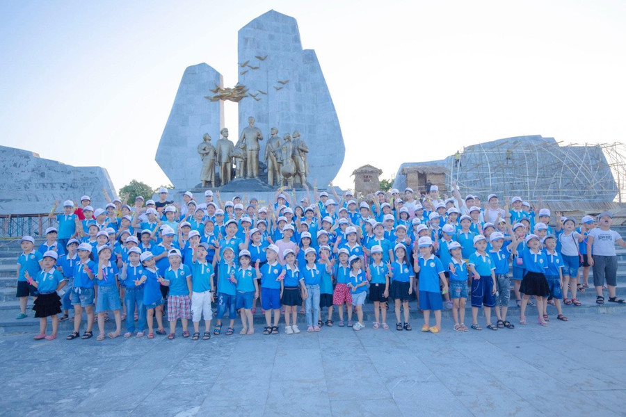 Học viên tham gia hoạt động ngoại khóa...