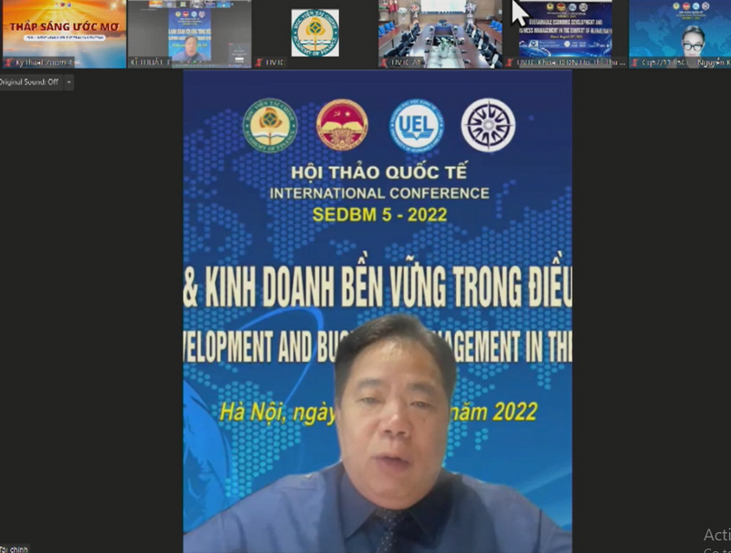 PGS.TS Nguyễn Trọng Cơ phát biểu trực tuyến