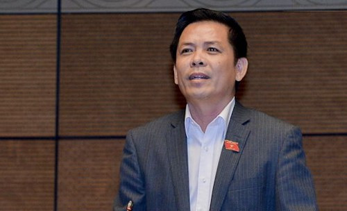 Tân Bộ trưởng Giao thông Nguyễn Văn Thể trình Quốc hội dự án thu hồi đất, bồi thường, hỗ trợ, tái định cư sân bay Long Thành. Ảnh: Quochoi Tân Bộ trưởng Giao thông Nguyễn Văn Thể trình Quốc hội dự án thu hồi đất, bồi thường, hỗ trợ, tái định cư sân bay Long Thành. Ảnh: Quochoi