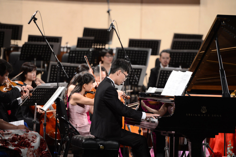 Bên cạnh việc đem tới một chương trình nghệ thuật chất lượng, Hòa nhạc Giáo dục VYMI EduConcert “Classical Wonderland” được xây dựng với ý nghĩa giáo dục âm nhạc làm trọng tâm, dành cho cộng đồng. Toàn bộ chương trình được kiến tạo, xây dựng bởi nhà giáo dục Âm nhạc Trang Trịnh, với sự cố vấn nghệ thuật của Nhạc trưởng Honna Tetsuji – nhạc trưởng tài ba của Dàn nhạc Giao hưởng Việt Nam, và cố vấn chương trình từ bà Jan Karlin – người 2 lần đạt giải Grammy.