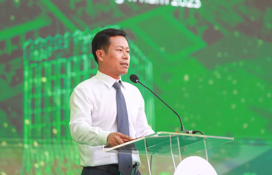 GIám đốc ĐHQGHN Lê Quân phát biểu tại Hội nghị.