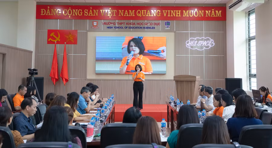 Giáo dục đại học hướng tới thời đại chuyển đổi số và toàn cầu hóa.