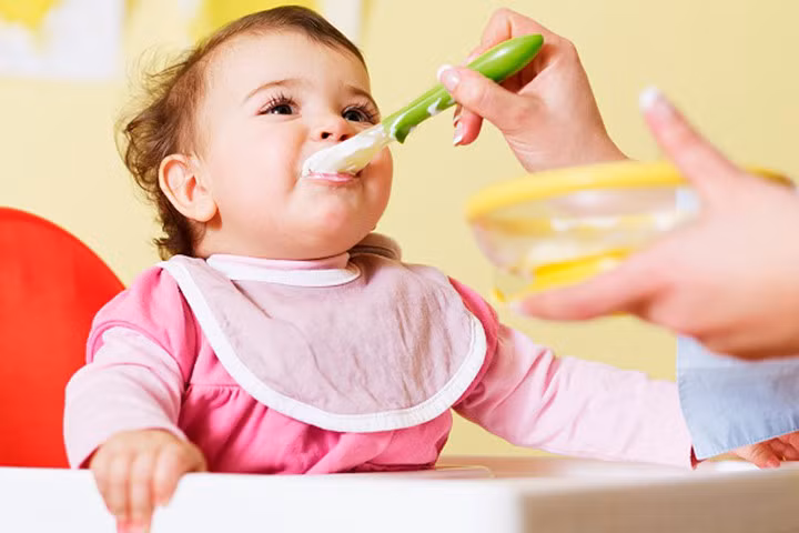 Những thực phẩm cấm kỵ đối với trẻ dưới 1 tuổi, bố mẹ nên biết để tránh cho con