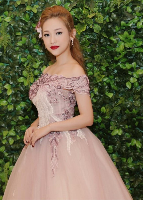 Thúy Vi Thuy Vi