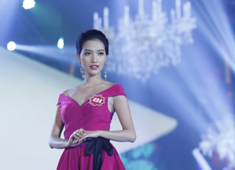 Những người đẹp tan tành giấc mơ Hoa hậu vì phẫu thuật thẩm mỹ - Ảnh 6 Nhung nguoi dep tan tanh giac mo Hoa hau vi phau thuat tham my - Anh 6