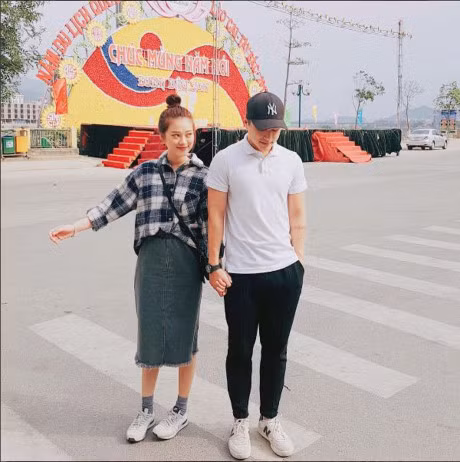 Hoc cach mix do nhu cac cap doi hot boy - hot girl Viet cho ngay 8/3 - Anh 7