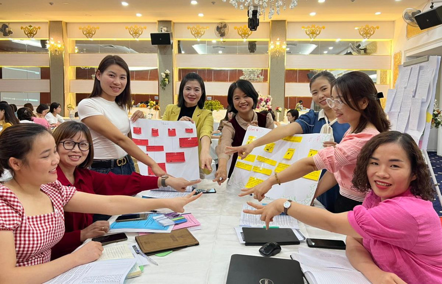 Vui mừng khoe sản phẩm sau mỗi hoạt động.