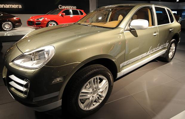 The Porsche Cayenne Hybrid