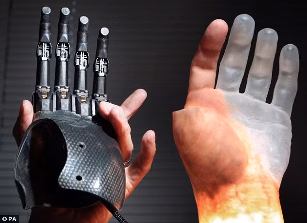 The new invention is reminiscent of Arnold Schwarzenegger’s Terminator hand