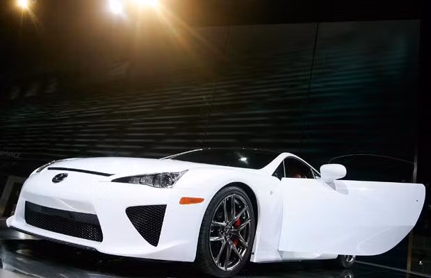 Cận cảnh những siêu xe mới tinh tại Triển lãm LA Auto Show ảnh 28 2011 Lexus LFA