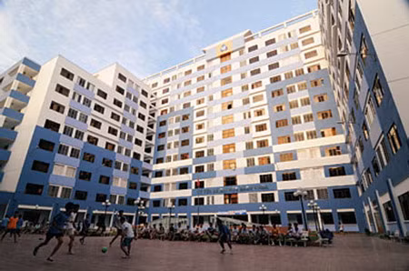 Đầu tư xây dựng cơ sở vật chất cho SV là một trong những nhiệm vụ được ngành và toàn xã hội quan tâm 