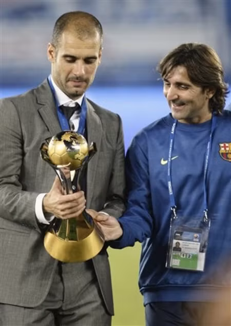 HLV Pep Guardiola đã giúp Barcelona có được danh hiệu duy nhất còn thiếu trong phòng truyền thống của mình