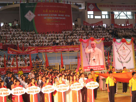 Hội thi Nghiệp vụ Sư phạm - Văn hóa - Thể thao các trường sư phạm toàn quốc