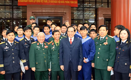 Kỷ niệm 65 năm ngày thành lập Quân đội nhân dân Việt Nam