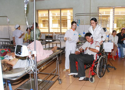 Các nạn nhân đang được cấp cứu tại bệnh viện đa khoa tỉnh Gia Lai