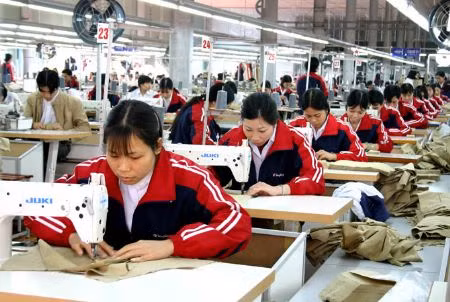 Hỗ trợ lãi suất 2% cho các khoản vay trung và dài hạn