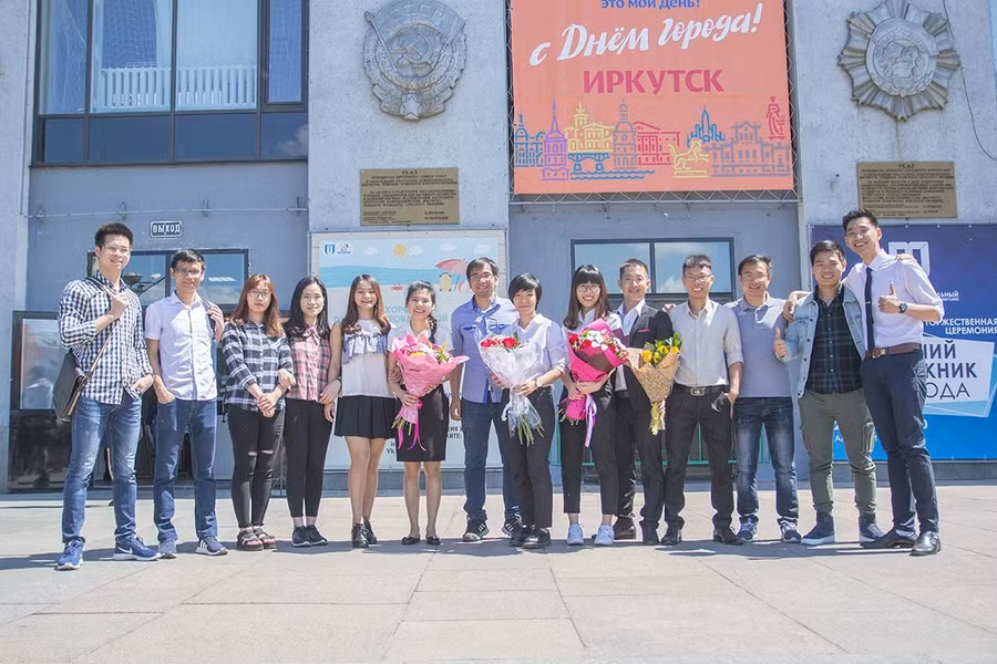 Học viên có nhiều cơ hội du học tại nước ngoài.