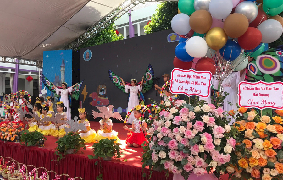 Chương trình văn nghệ hết sức hấp dẫn của cô trò Trường MN Sao Đỏ