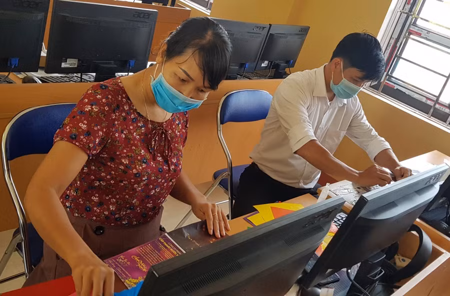 Các thầy cô tham gia tập huấn đều thể hiện tinh thần trách nhiệm cao