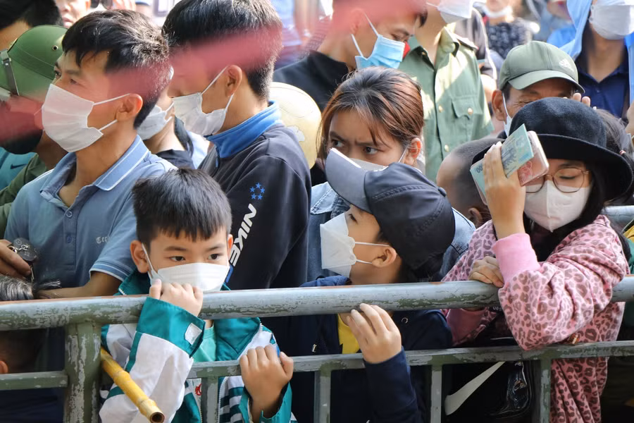 Vé xem các trận bảng A có 3 mức gồm 200.000 đồng, 300.000 đồng và 500.000 đồng.