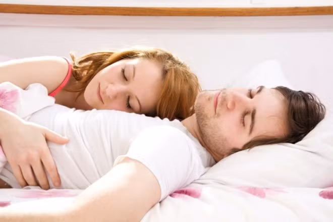 Ôm và hôn rất có lợi cho sức khỏe
