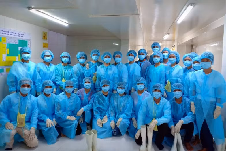 Vào vai người lao động tại Saigon Food